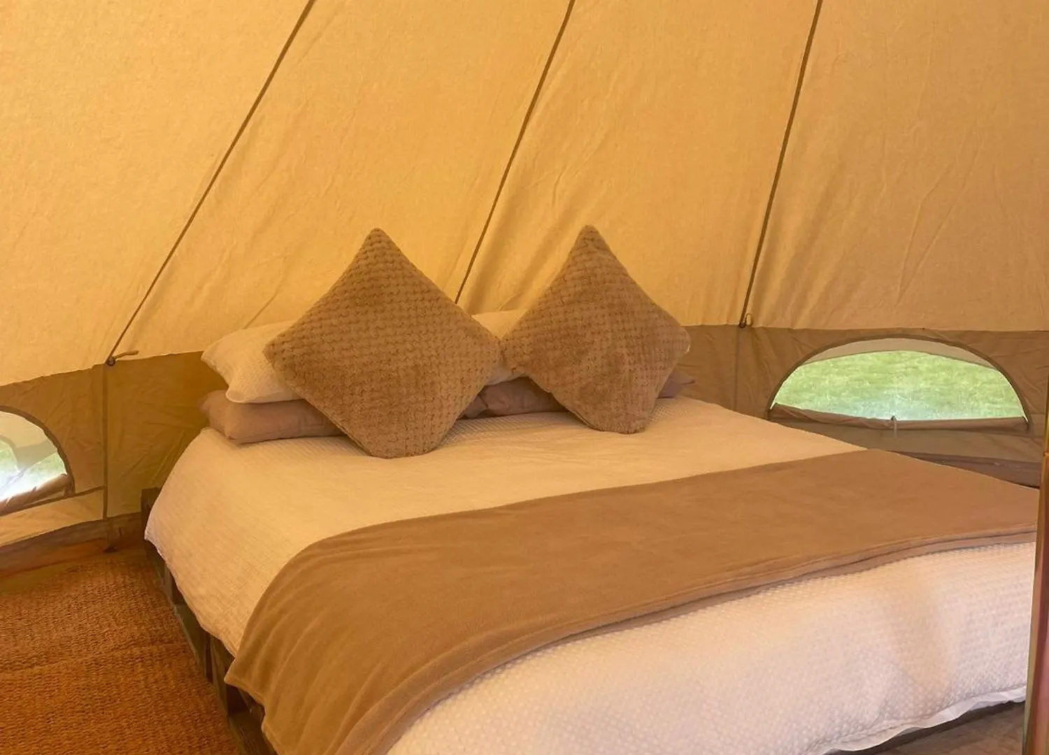 Bell Tent North Yorkshire Luxussátor York