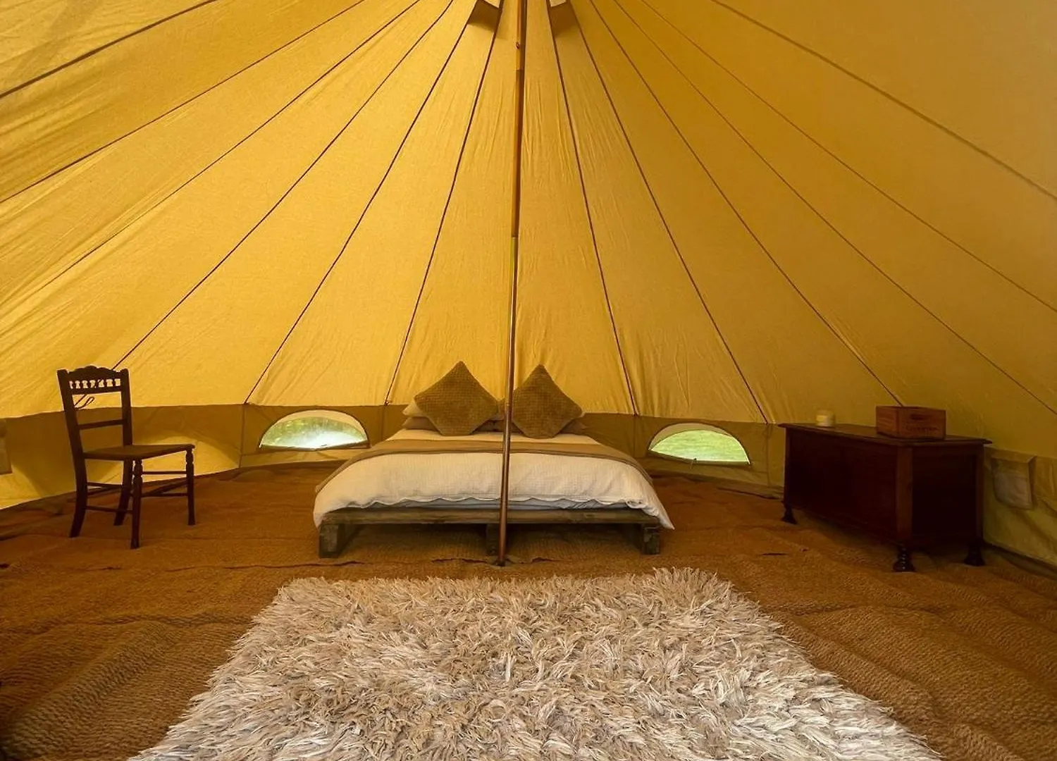 Bell Tent North Yorkshire Luxury tent York