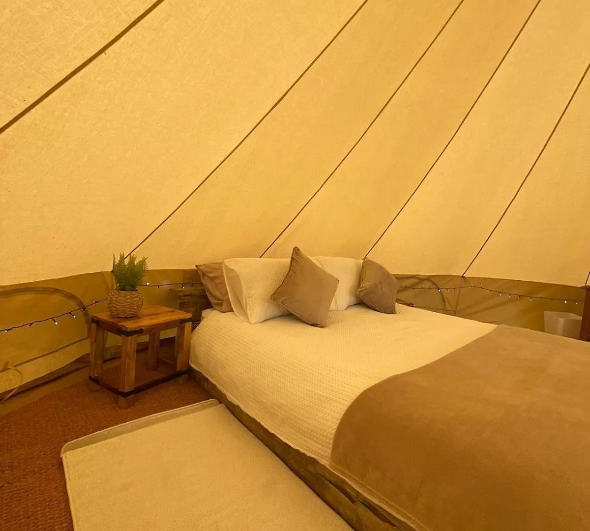 Luxury tent Bell Tent North Yorkshire
